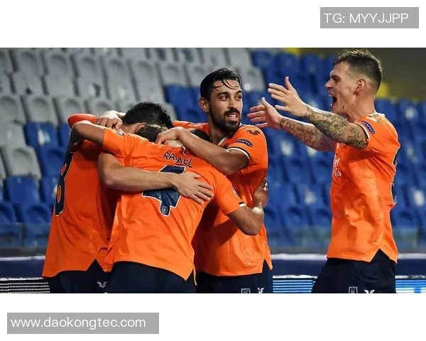 曼联与伊斯坦布尔比赛数据分析与统计解读全景展示